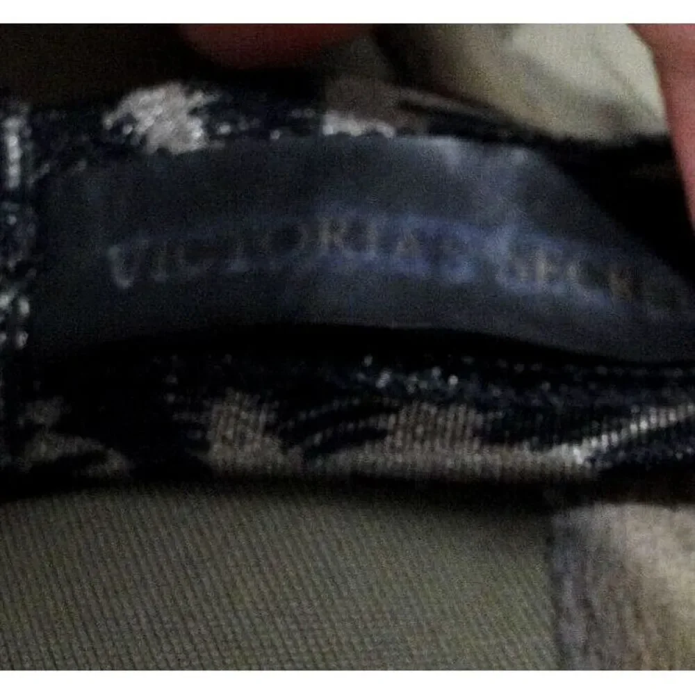 Victoria's Secret 34C Very Sexy Animal Print‎ Bikini Top Black Bronze Halter